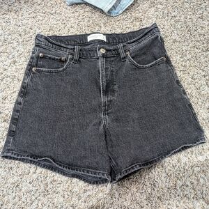 Abercrombie The Dad Short High-rise